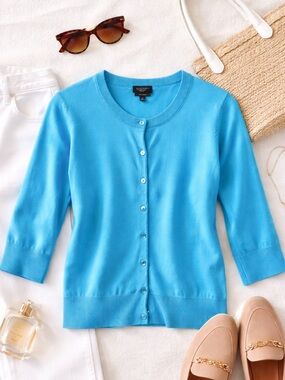Talbots Pima Cotton Cardigan Coastal Minimalist Preppy Blue Petite M Soft B95